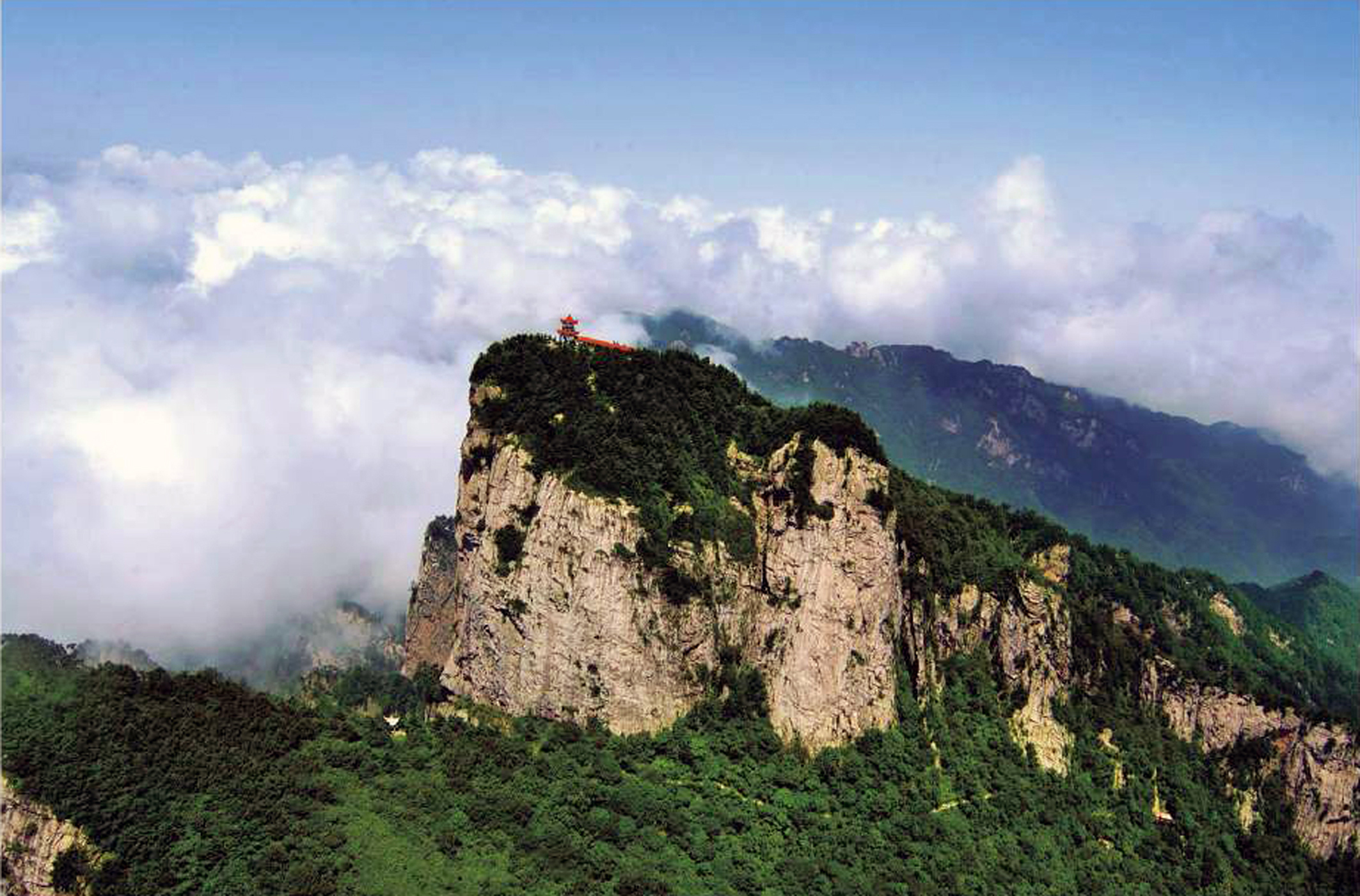 Jijiaojian-the highest peak of Funiushan Mountain